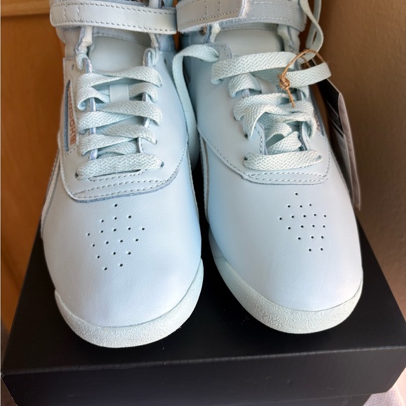 Reebok Cardi B freestyle-hi trainers - Picture 4 of 8